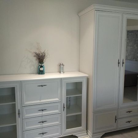 Appartment New In Center Mogilev Luaran gambar