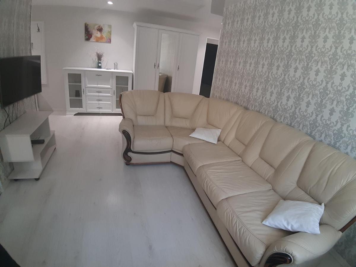 Appartment New In Center Mogilev Luaran gambar
