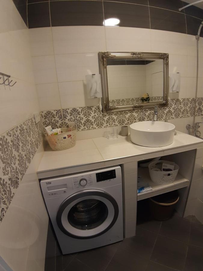 Appartment New In Center Mogilev Luaran gambar