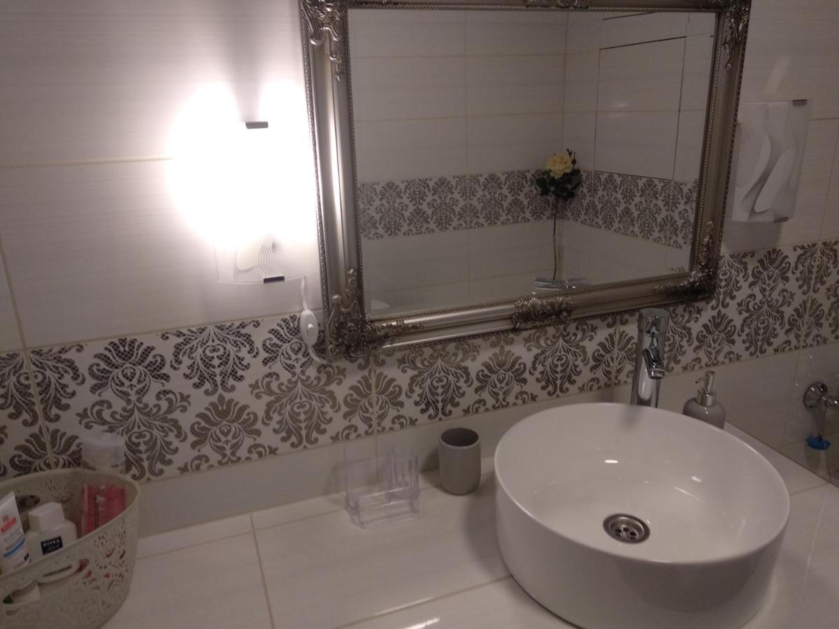 Appartment New In Center Mogilev Luaran gambar